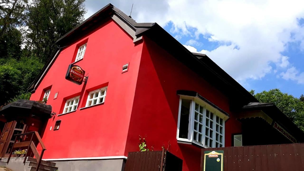 Hotel Certovka Peklo à Náchod Extérieur photo